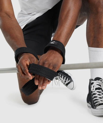 Figure 8 Lifting Straps